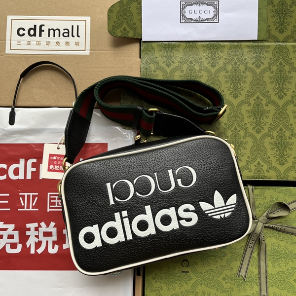 グッチバッグ正面デザイン